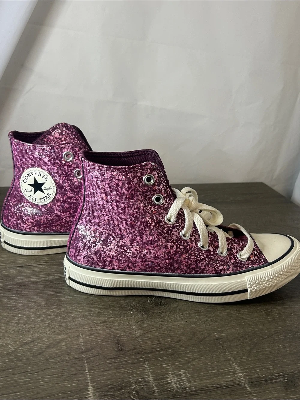Converse Kids High-Top Glitter Sneakers in Shimmery Fuchsia and White